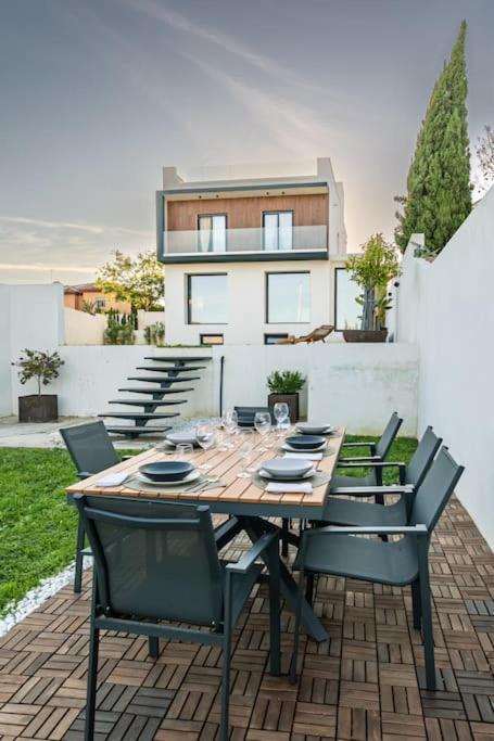 Villa Con Piscina Privada Gelves Exterior photo
